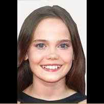 Она Лоренс Oona Laurence